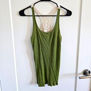 Mudd green with cream lace accent tank top, L